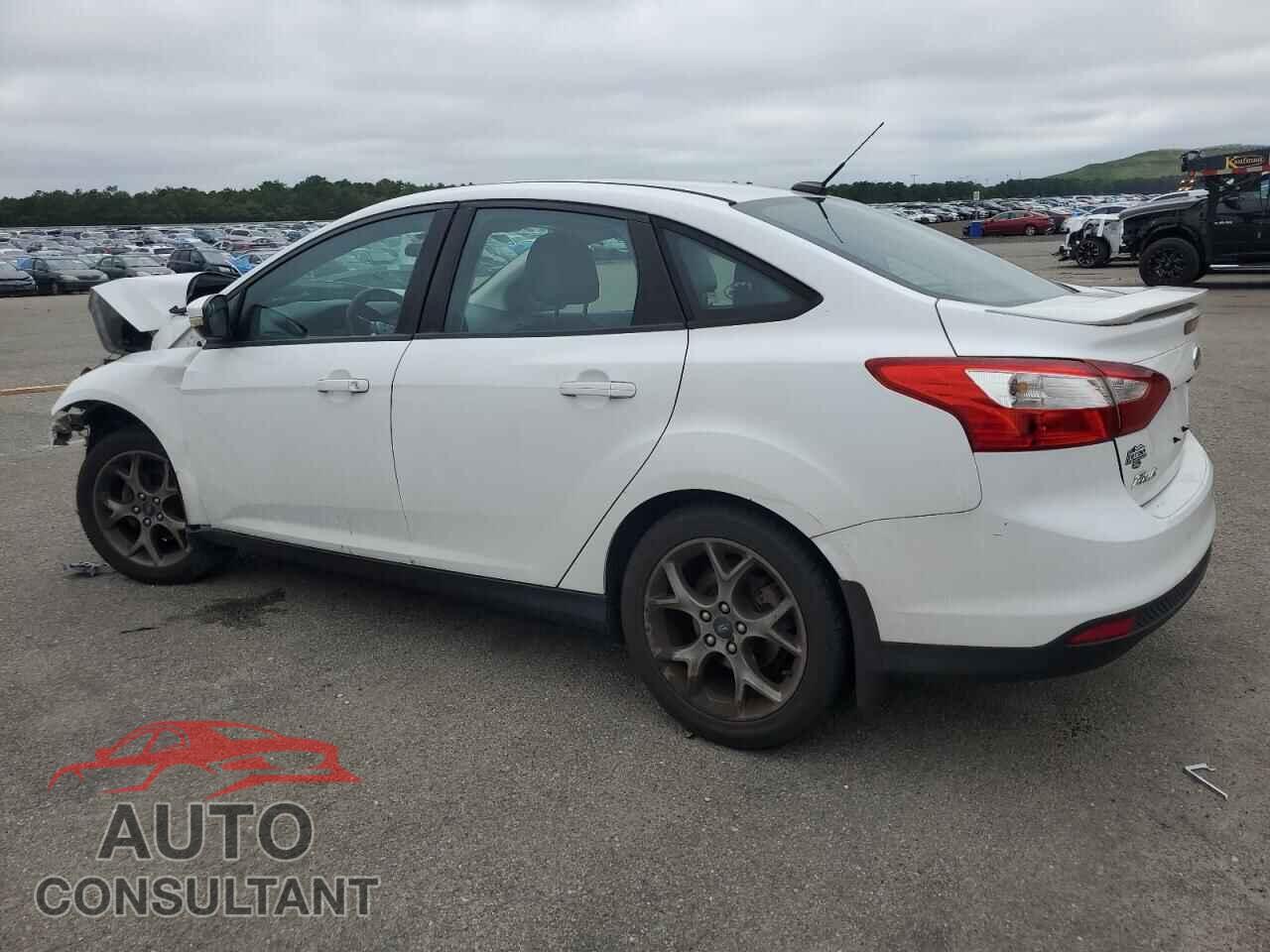 FORD FOCUS 2014 - 1FADP3F27EL141392
