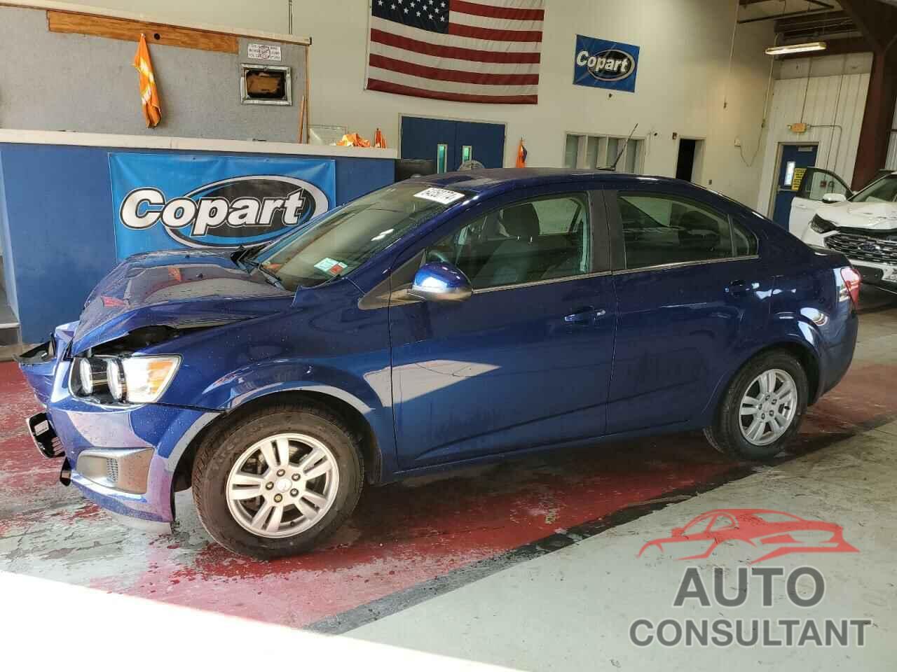 CHEVROLET SONIC 2013 - 1G1JC5SHXD4256004