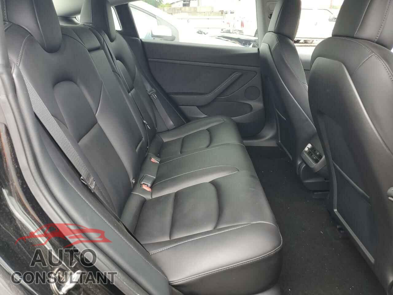TESLA MODEL 3 2022 - 5YJ3E1EB3NF135254