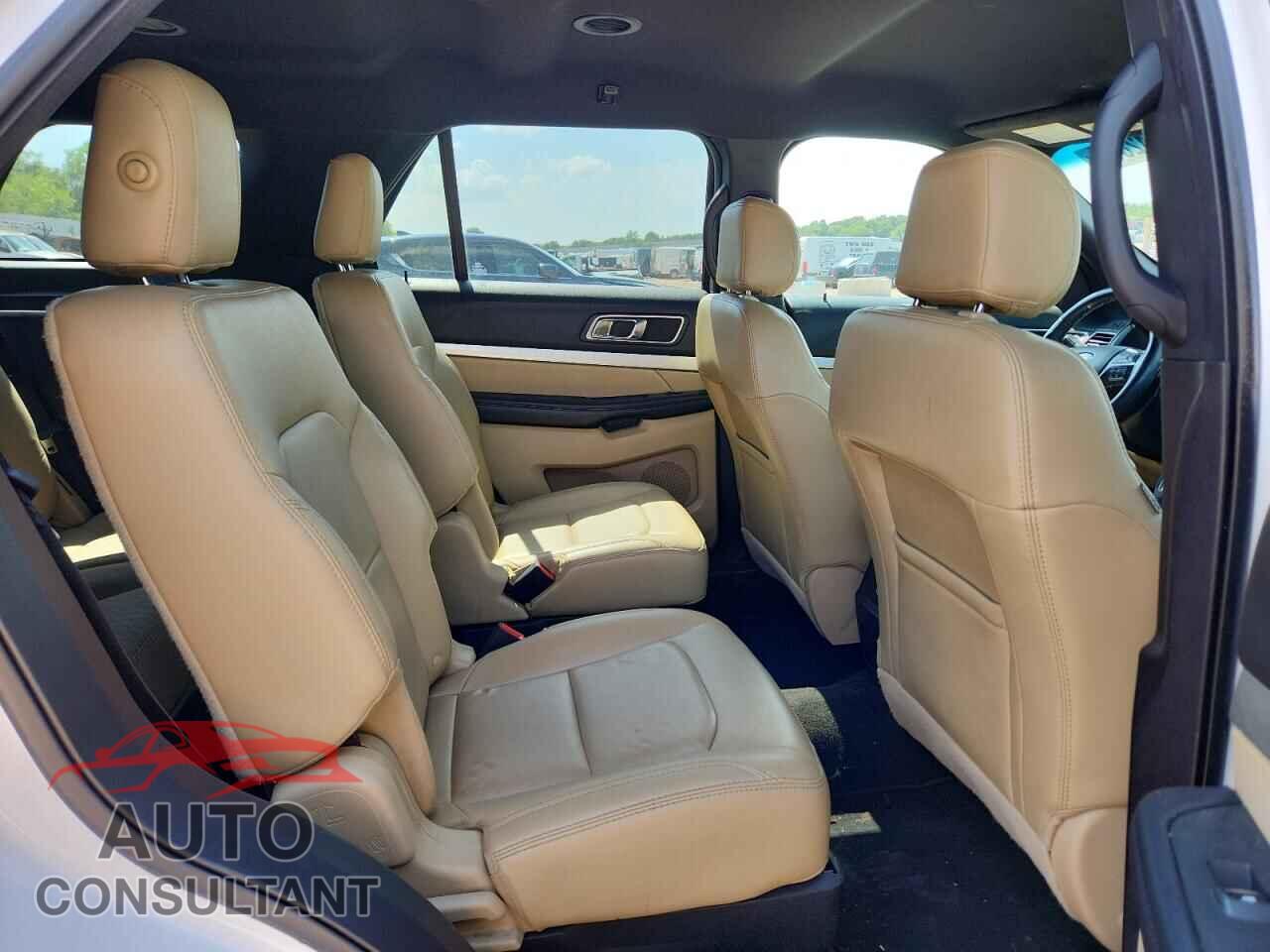 FORD EXPLORER 2017 - 1FM5K7DH4HGA98926