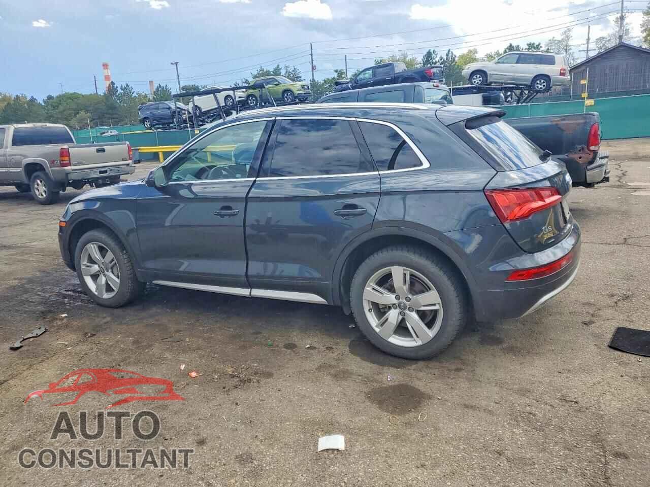 AUDI Q5 2018 - WA1BNAFY4J2010432