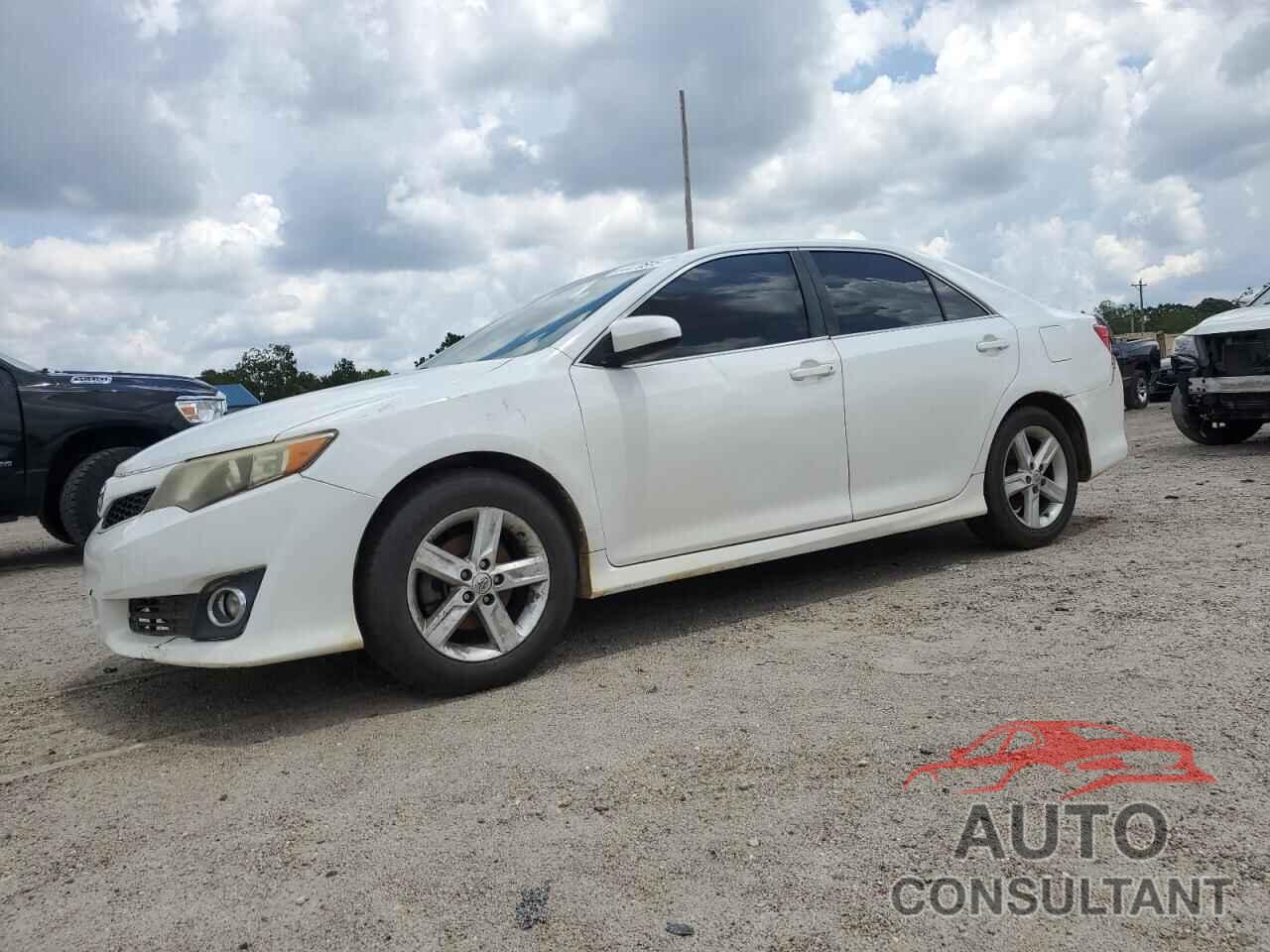 TOYOTA CAMRY 2014 - 4T1BF1FK8EU334939