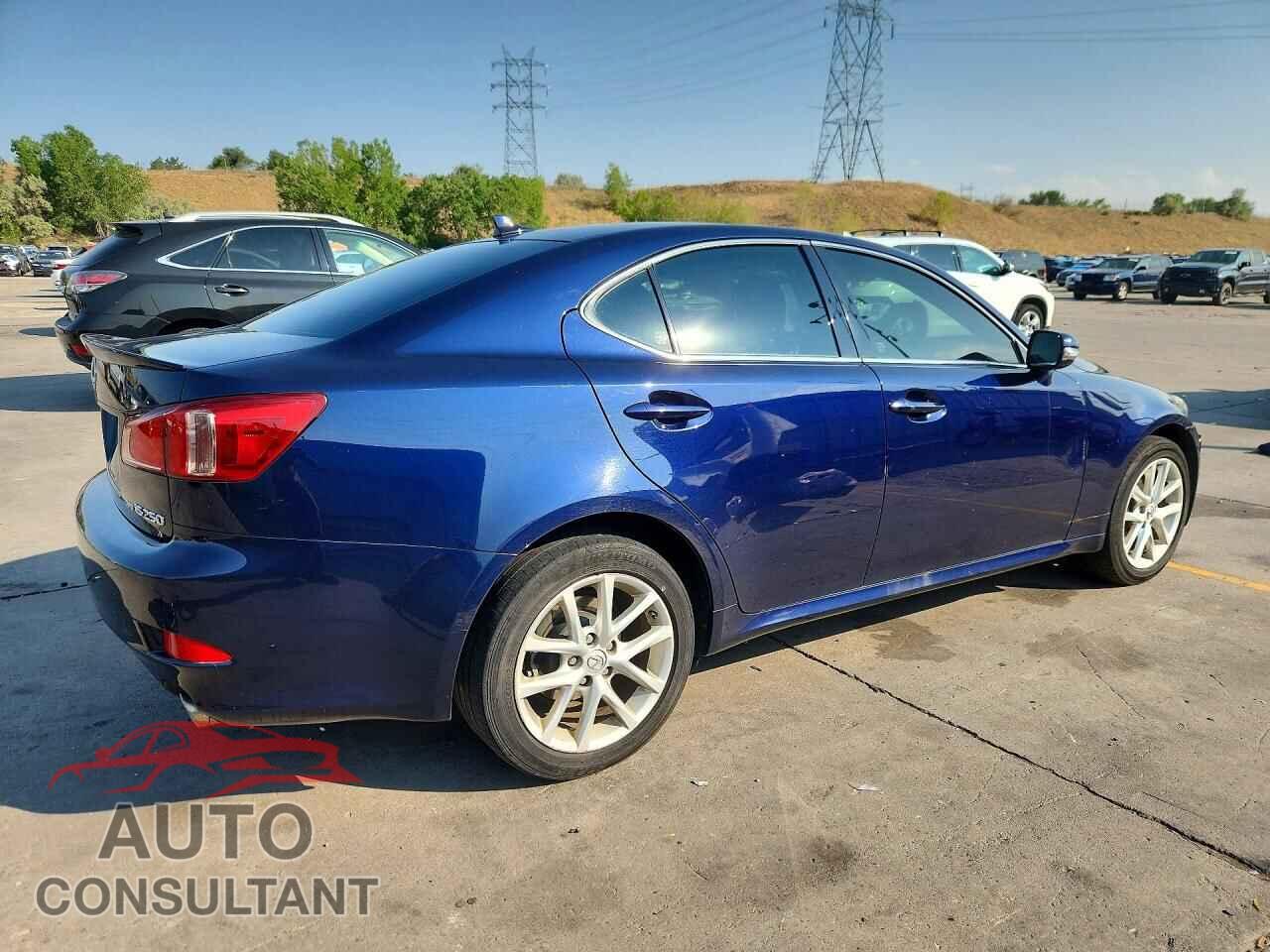 LEXUS IS 2012 - JTHCF5C29C2035701