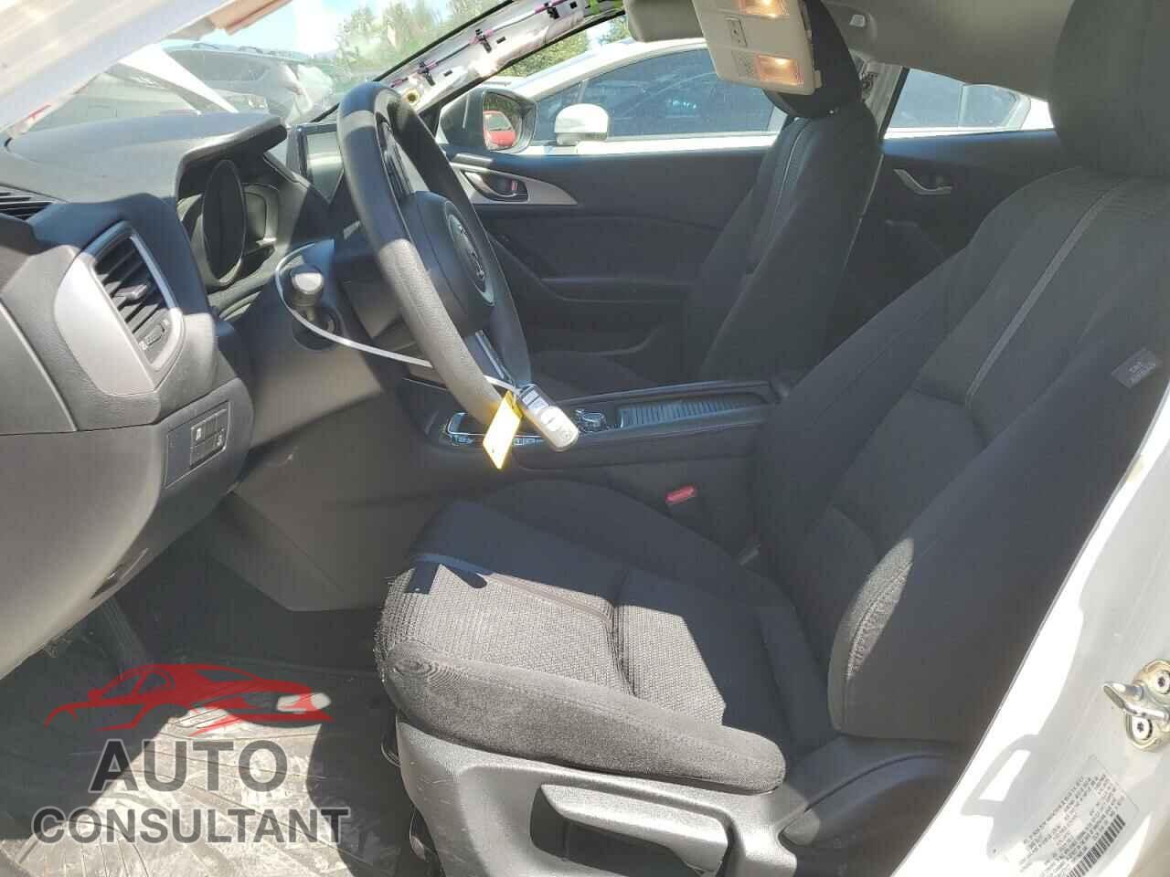 MAZDA 3 2017 - 3MZBN1U70HM127117