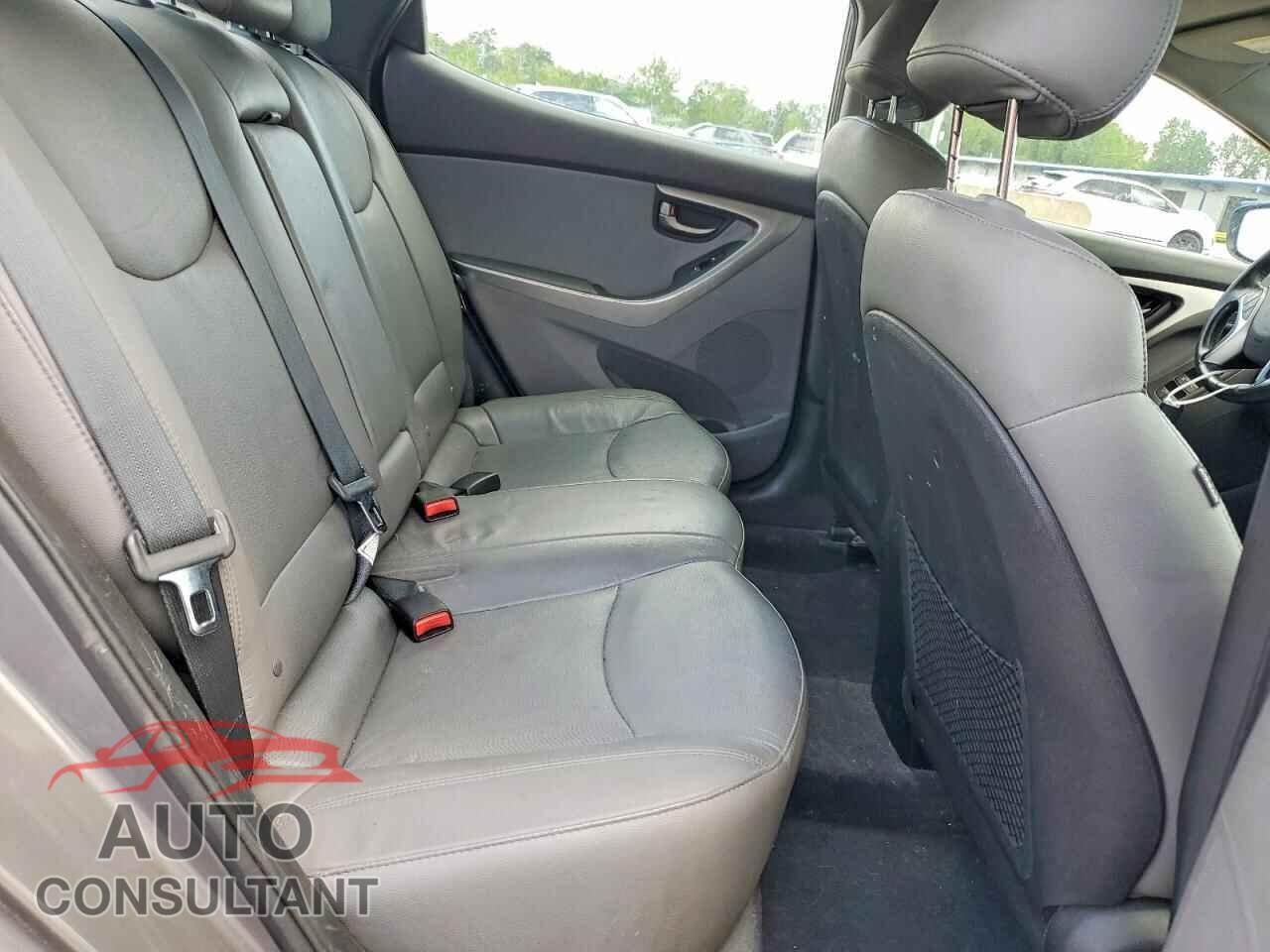 HYUNDAI ELANTRA 2011 - 5NPDH4AE8BH056835