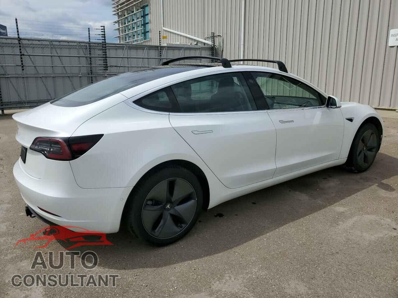 TESLA MODEL 3 2020 - 5YJ3E1EA6LF715960