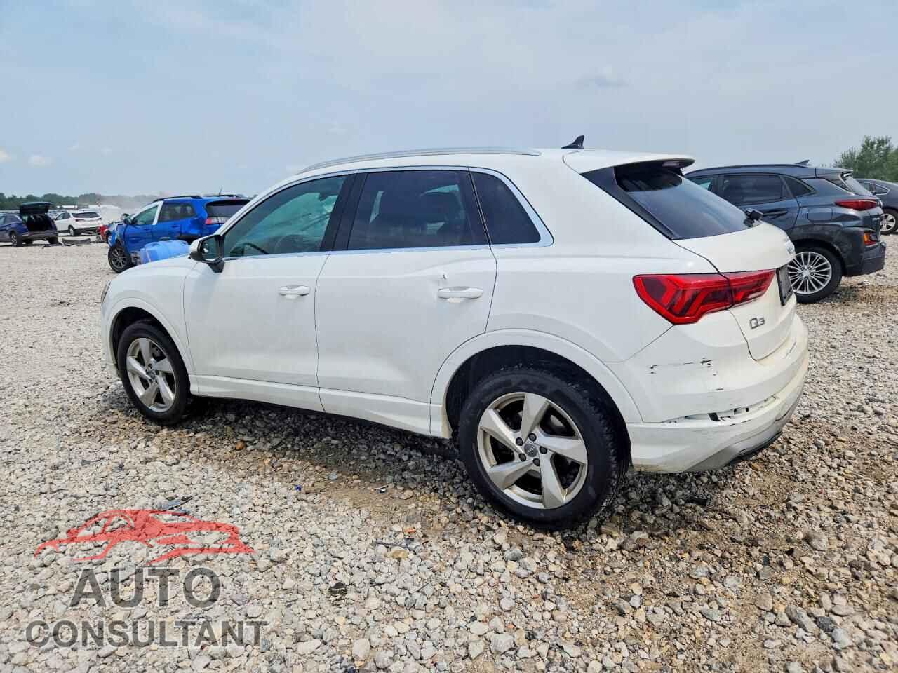 AUDI Q3 2019 - WA1AECF32K1081504