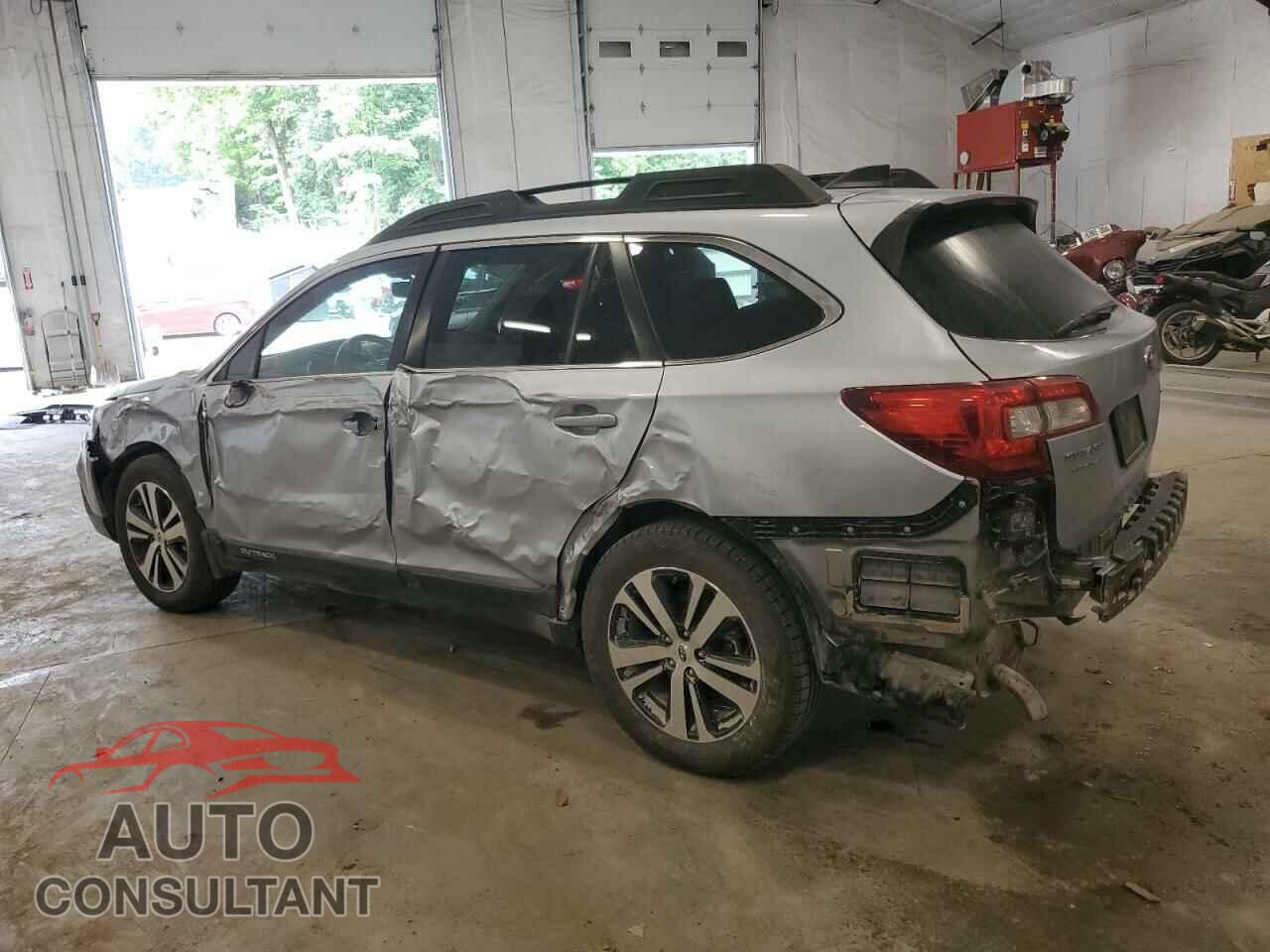 SUBARU OUTBACK 2018 - 4S4BSANCXJ3364112