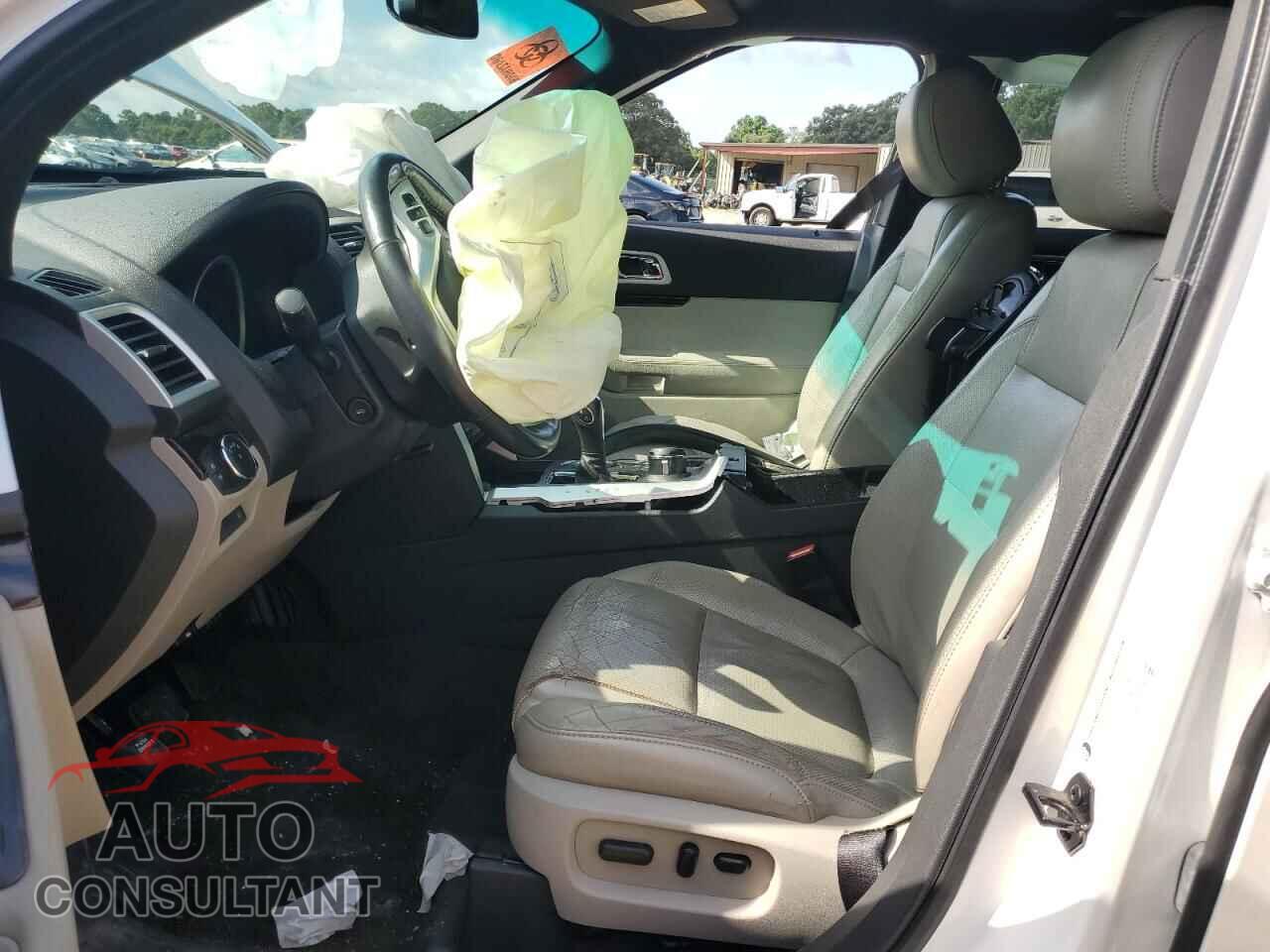 FORD EXPLORER 2011 - 1FMHK8F85BGA35129