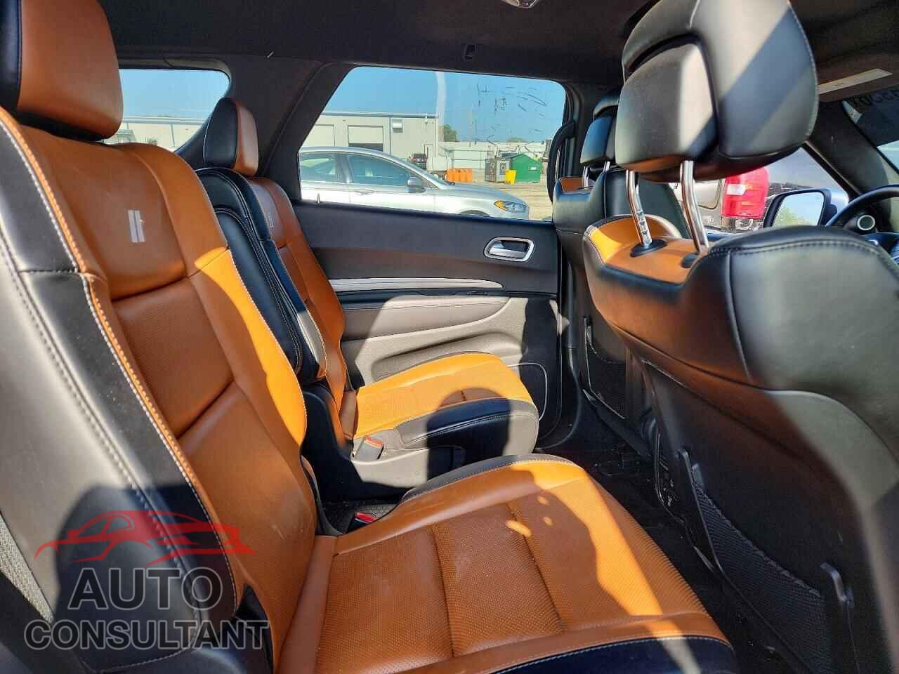 DODGE DURANGO 2018 - 1C4RDJEG1JC393434