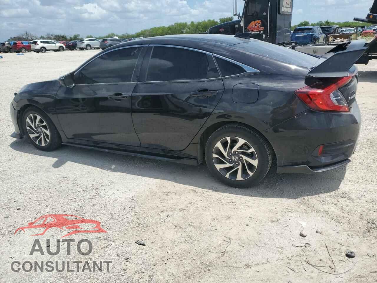 HONDA CIVIC 2017 - 19XFC2F79HE058919