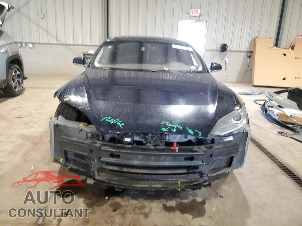 TESLA MODEL S 2013 - 5YJSA1CP7DFP17331