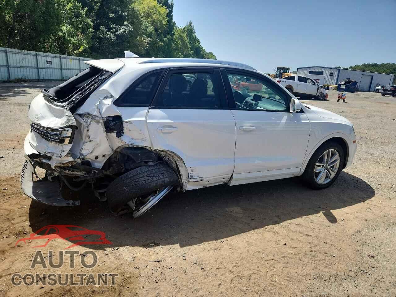 AUDI Q3 2017 - WA1BCCFS9HR007637
