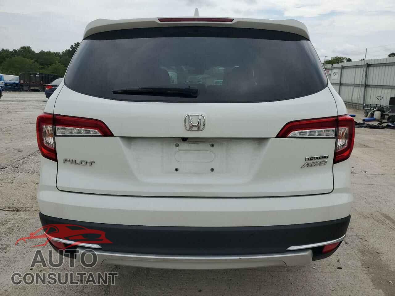 HONDA PILOT 2020 - 5FNYF6H68LB065200