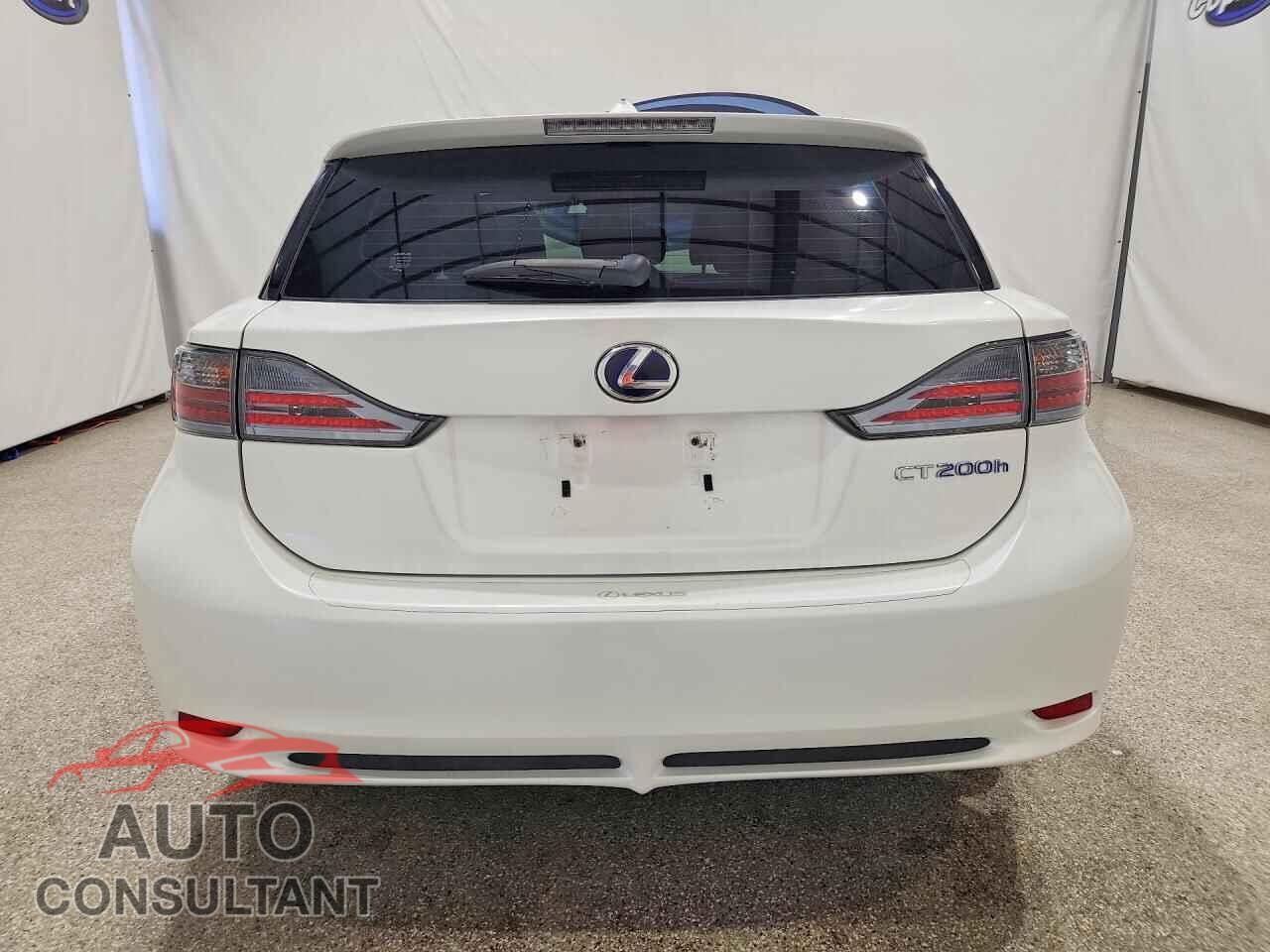 LEXUS CT 200 2013 - JTHKD5BH8D2125219