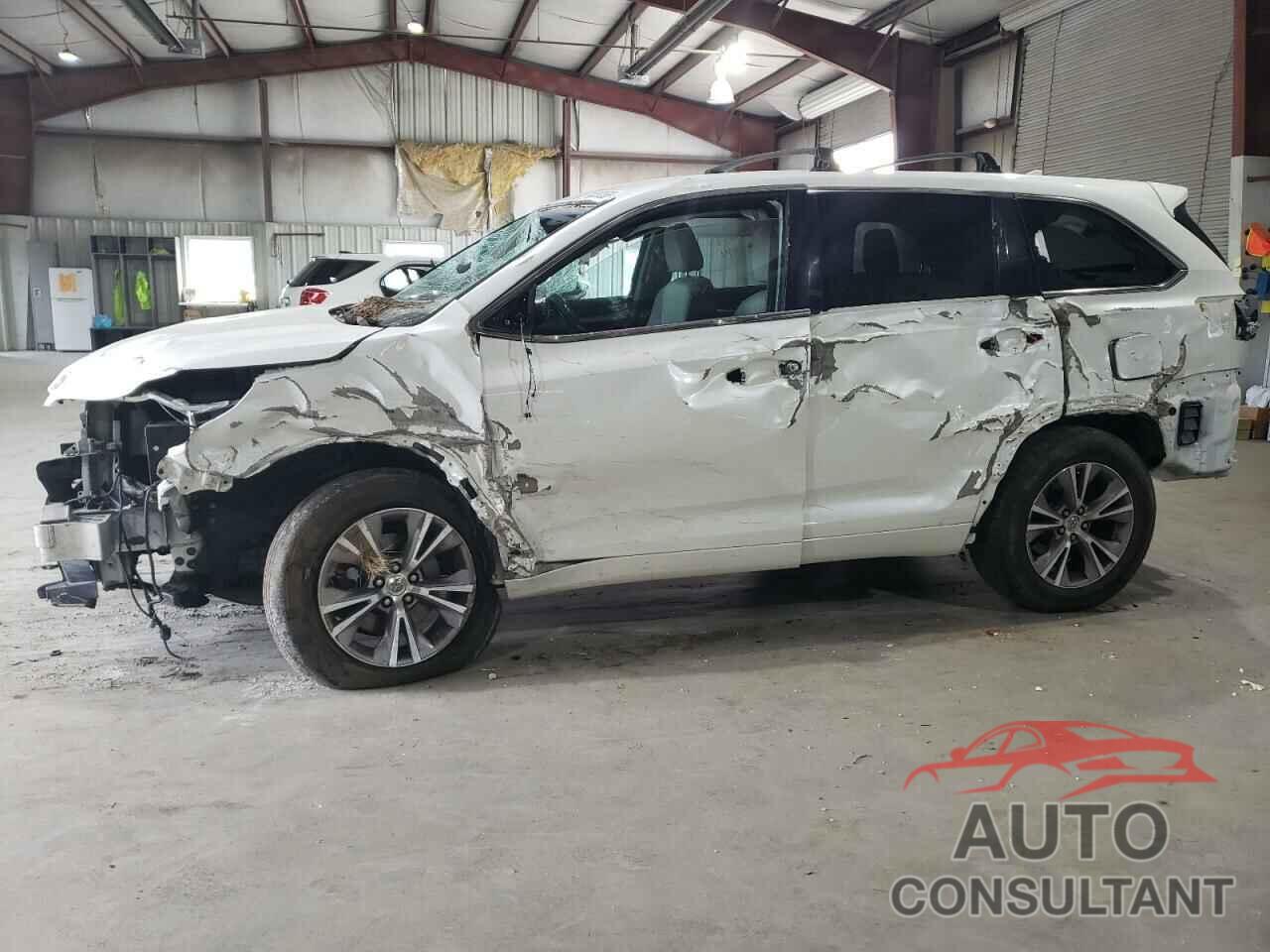 TOYOTA HIGHLANDER 2015 - 5TDBKRFH7FS109775