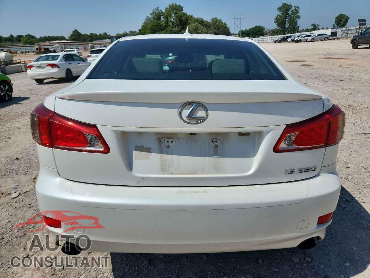 LEXUS IS 2013 - JTHBF5C24D5190443