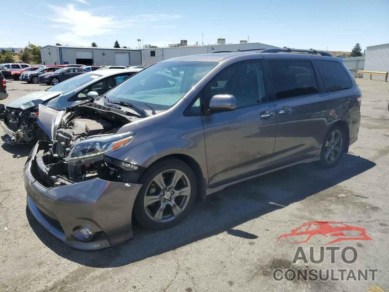 TOYOTA SIENNA 2017 - 5TDXZ3DC9HS880134