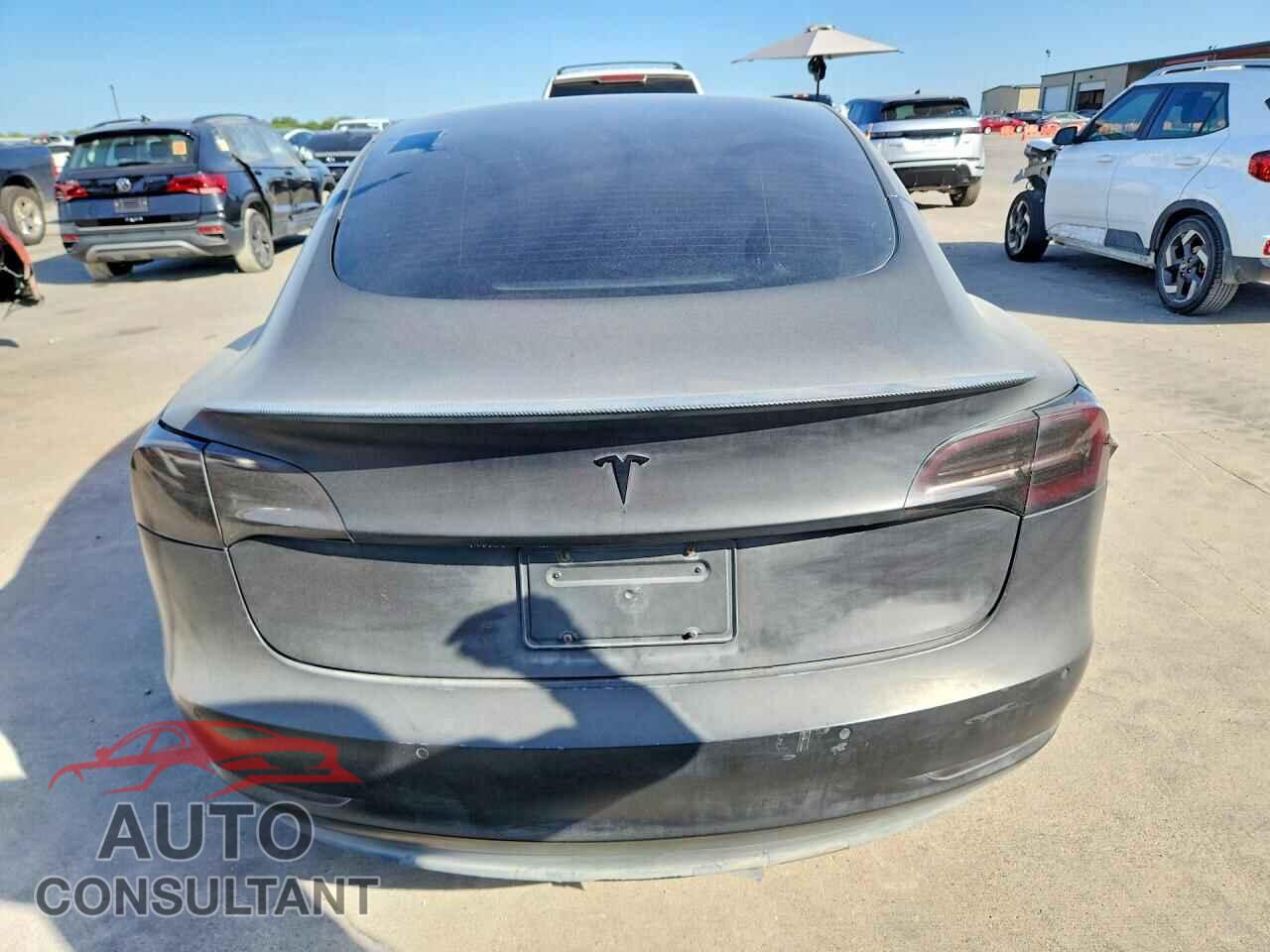 TESLA MODEL 3 2022 - 5YJ3E1EA3NF200983