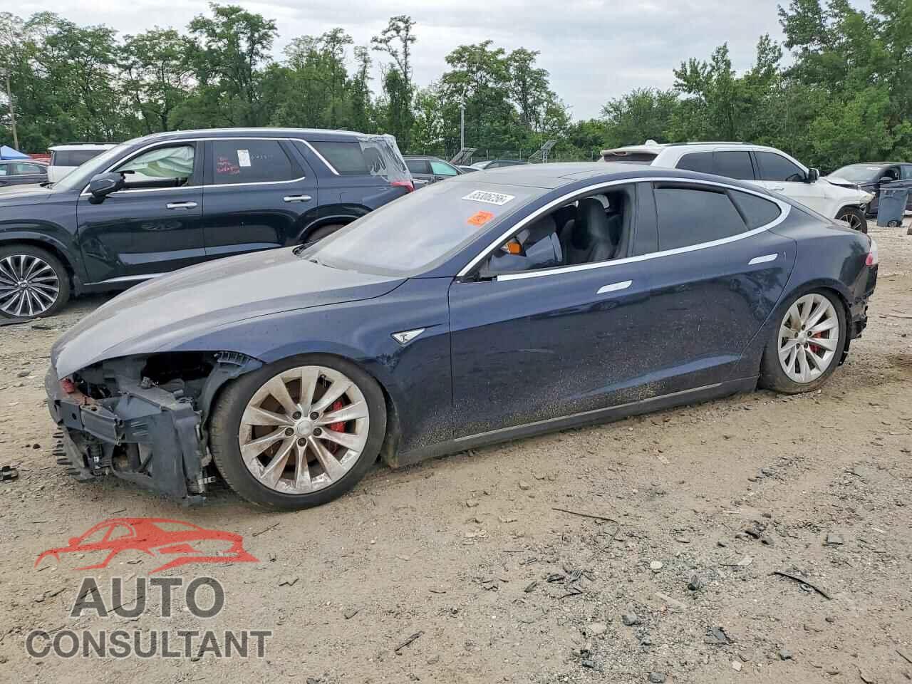 TESLA MODEL S 2015 - 5YJSA1H24FFP76207