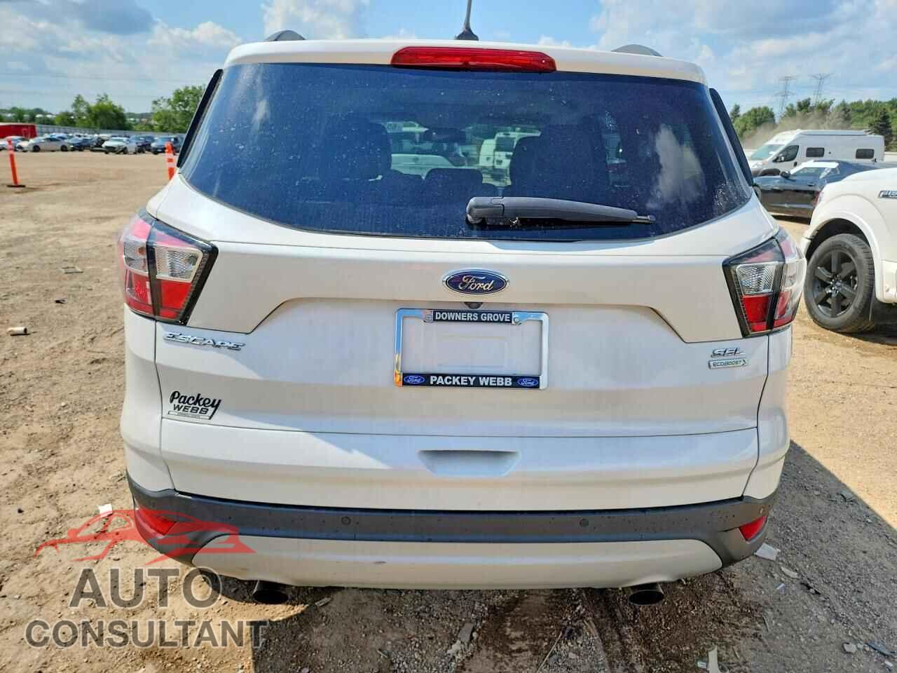 FORD ESCAPE 2018 - 1FMCU0HD9JUD15765