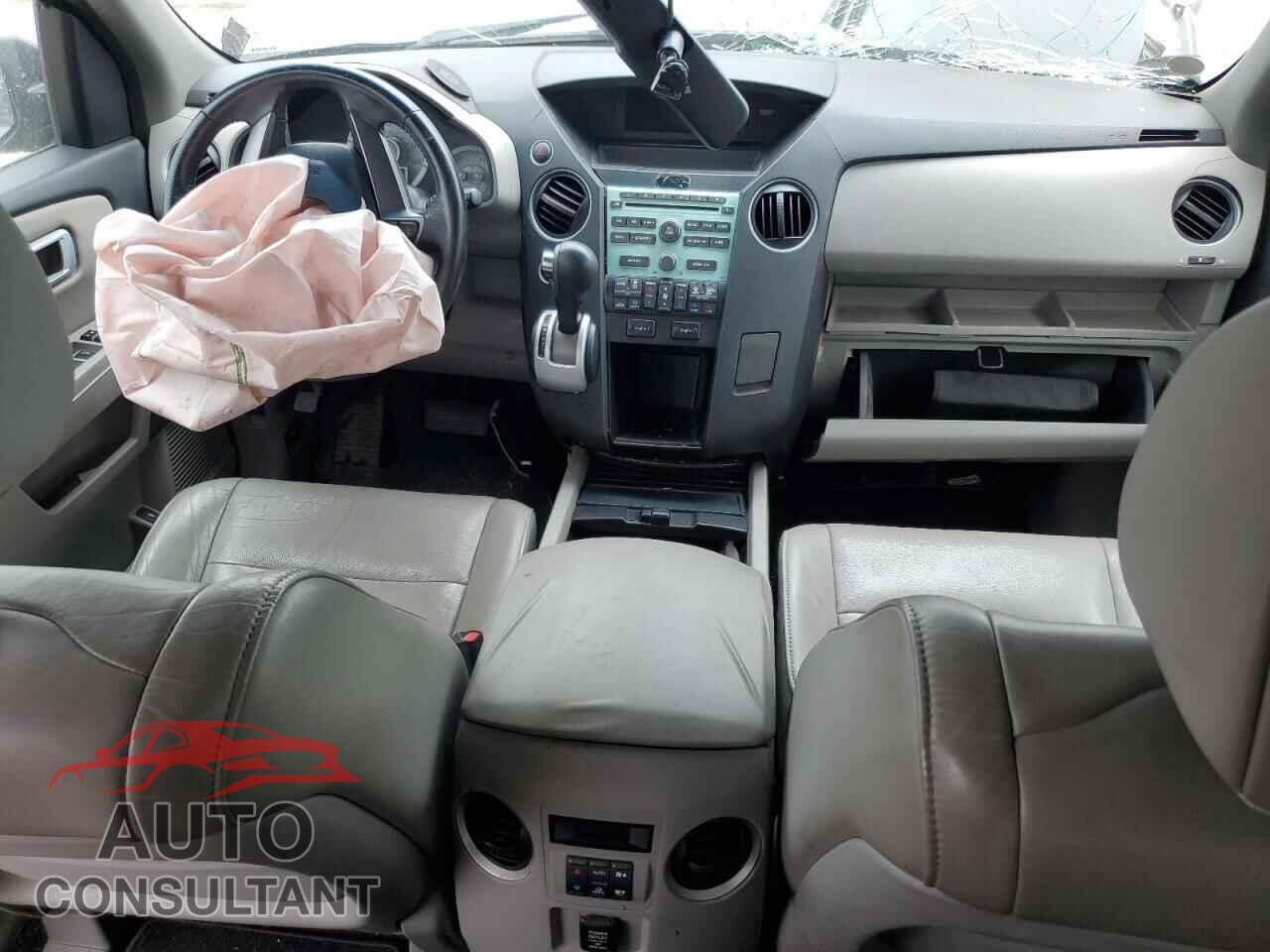HONDA PILOT 2011 - 5FNYF4H5XBB046366