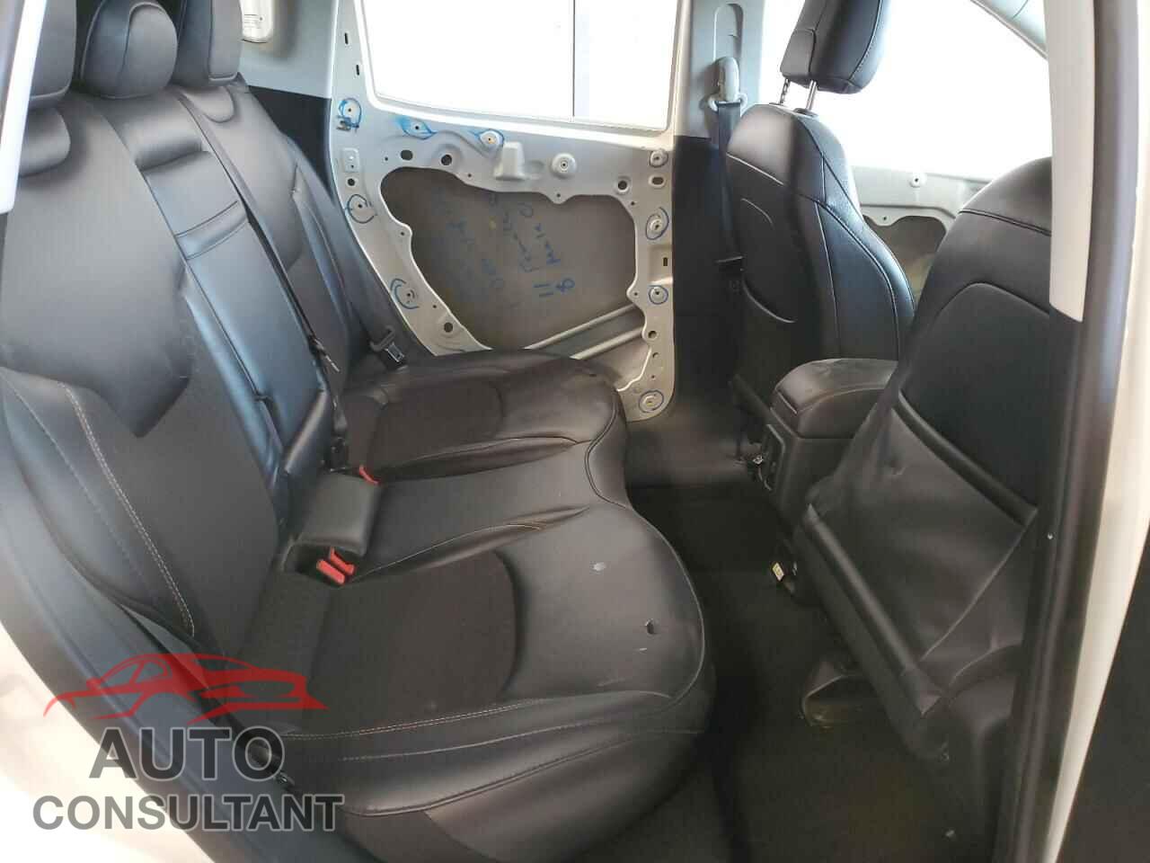 JEEP COMPASS 2019 - 3C4NJDBB7KT597632
