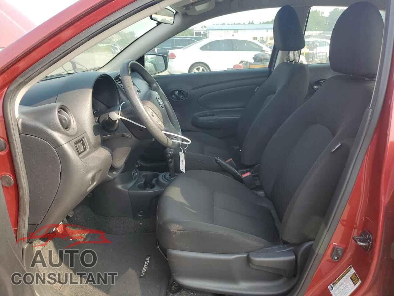 NISSAN VERSA 2019 - 3N1CN7AP3KL823162