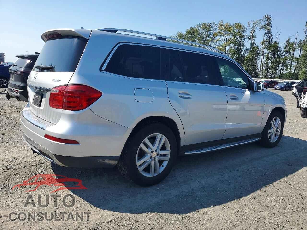 MERCEDES-BENZ GL-CLASS 2015 - 4JGDF6EE2FA597318