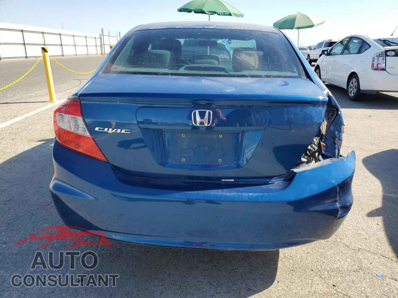 HONDA CIVIC 2012 - 2HGFB2F55CH551125