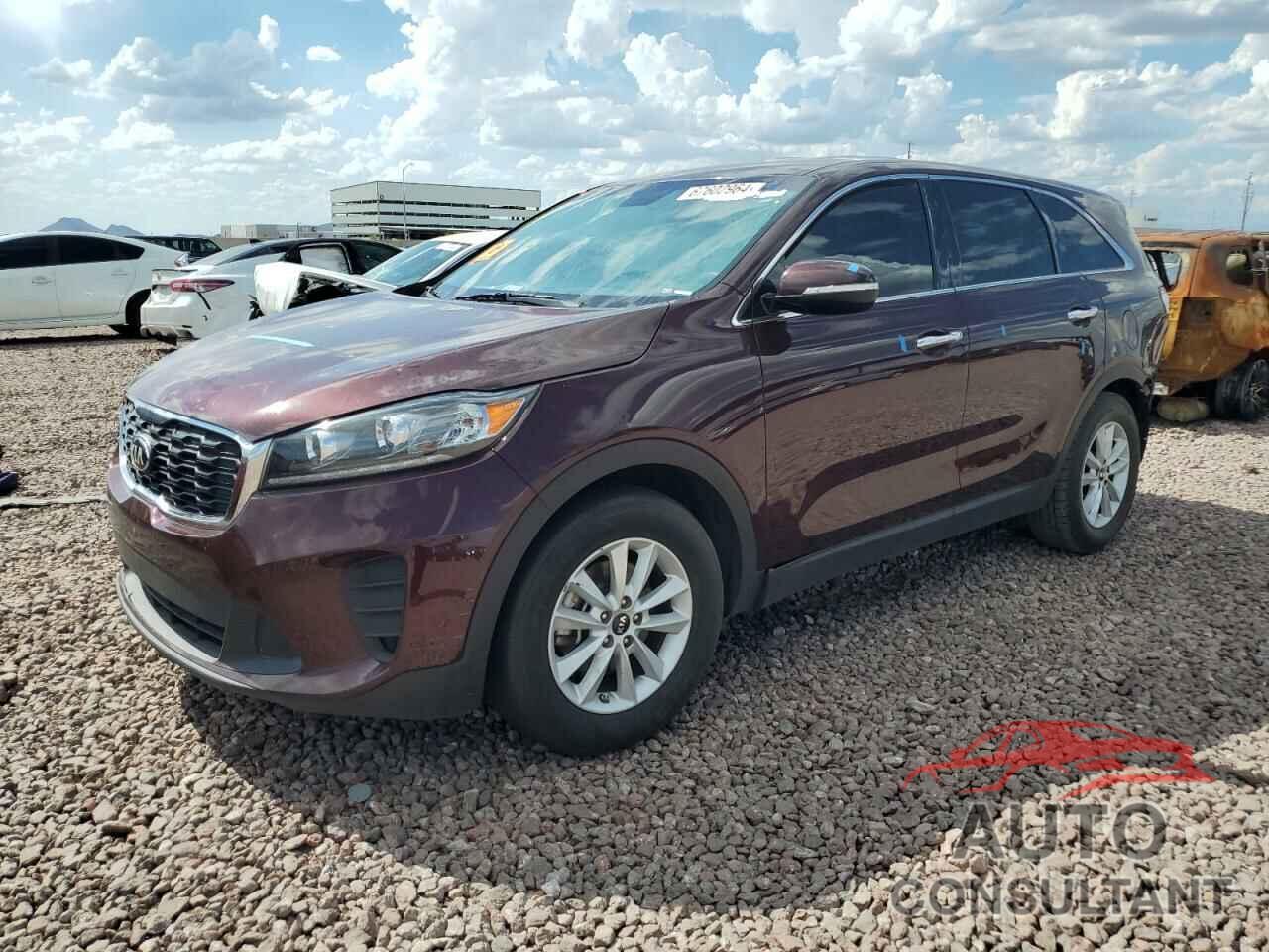 KIA SORENTO 2019 - 5XYPG4A38KG560646