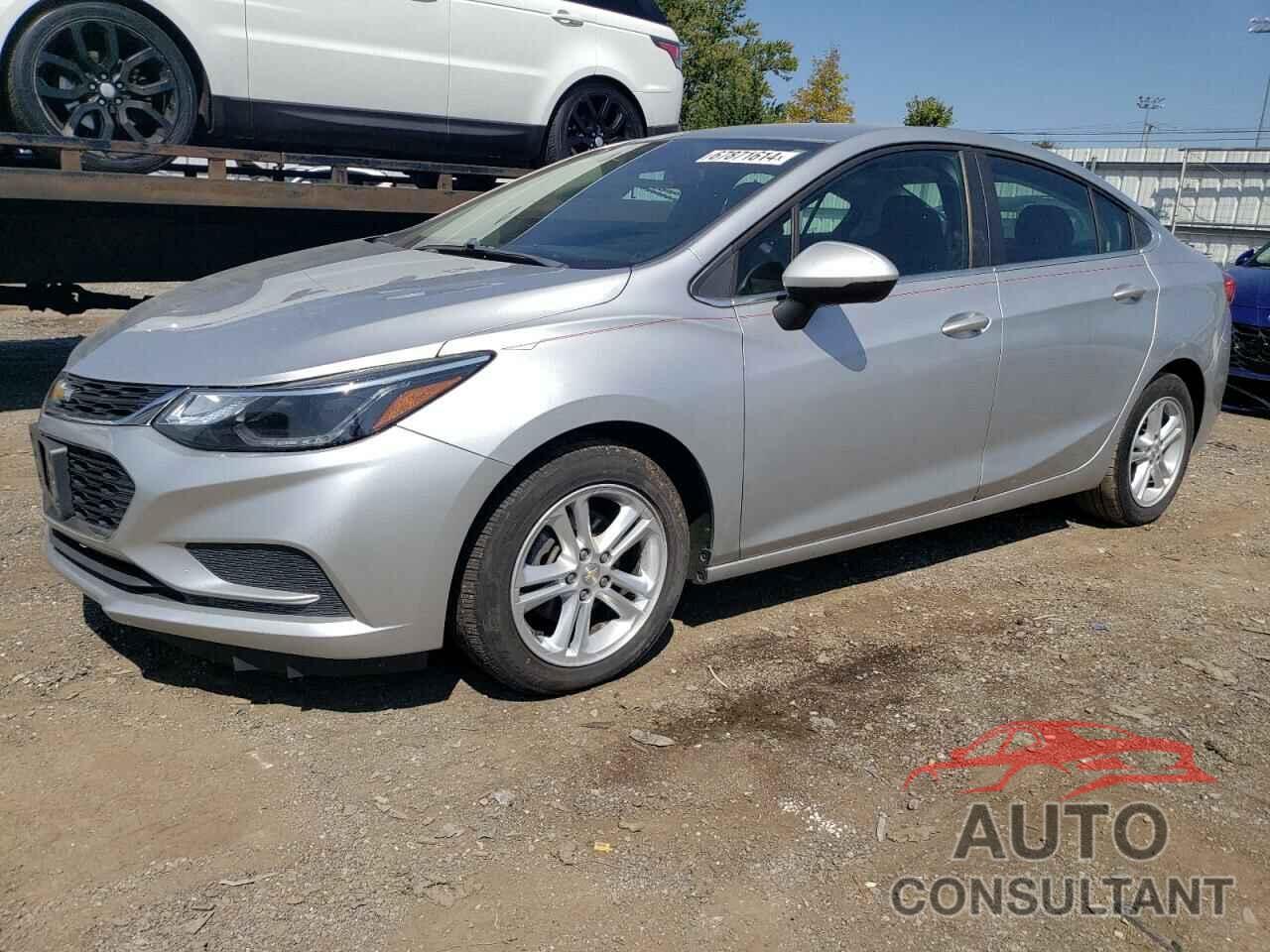 CHEVROLET CRUZE 2018 - 1G1BE5SM3J7201741