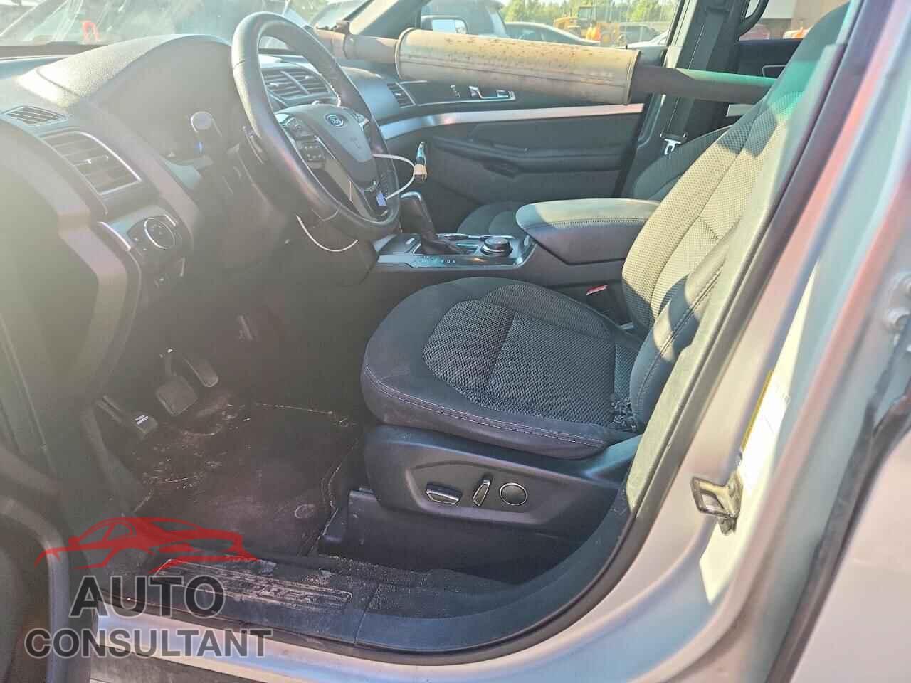 FORD EXPLORER 2017 - 1FM5K8D84HGC32081