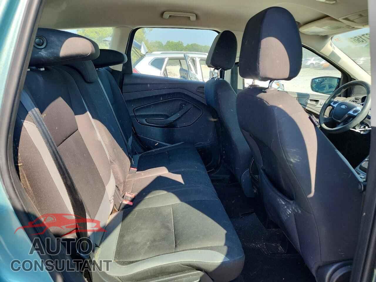 FORD ESCAPE 2013 - 1FMCU0F76DUB51103