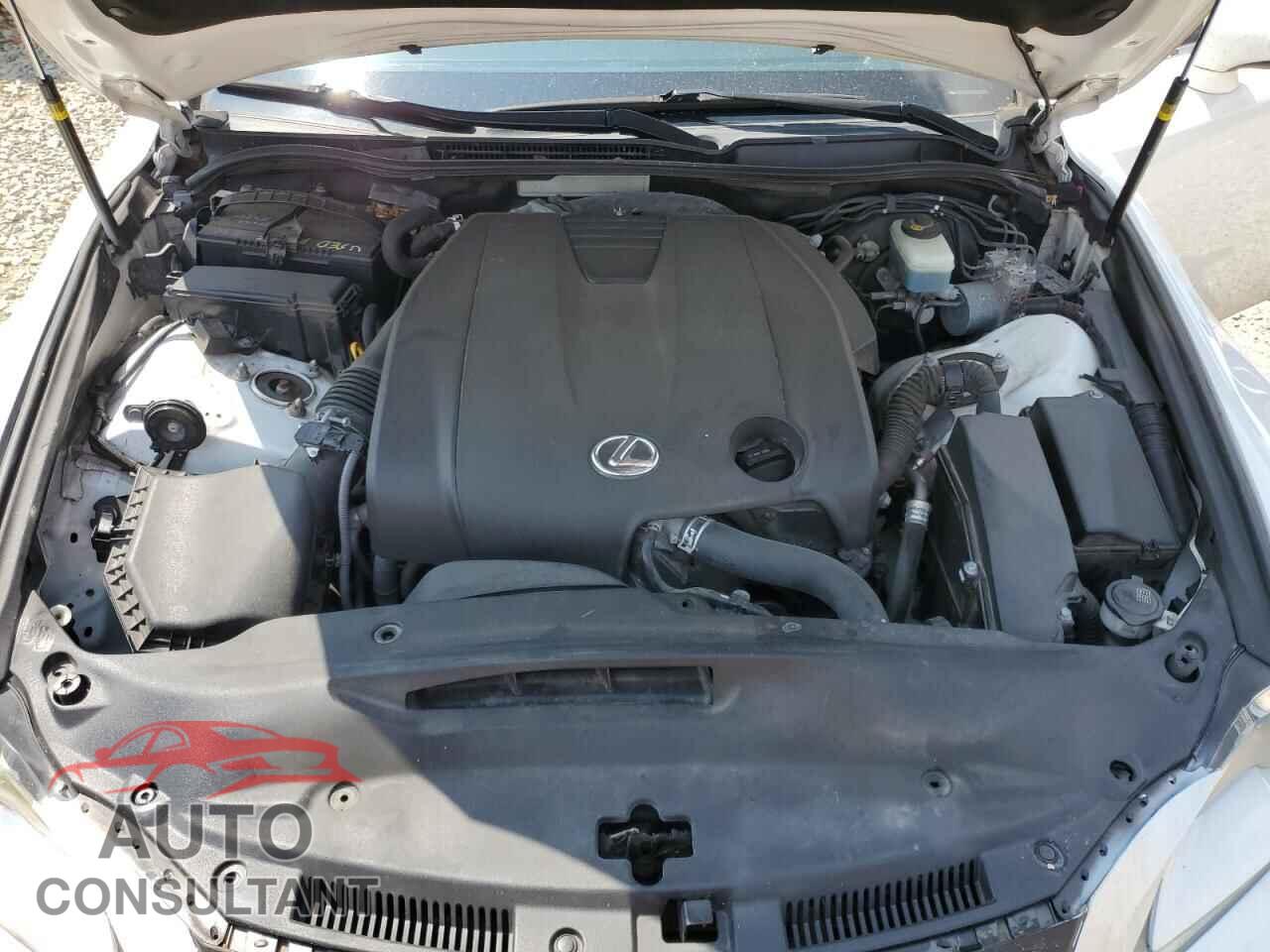 LEXUS IS 2014 - JTHCF1D22E5010843