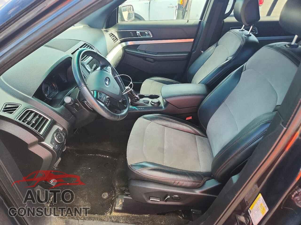 FORD EXPLORER 2017 - 1FM5K8D83HGA90273