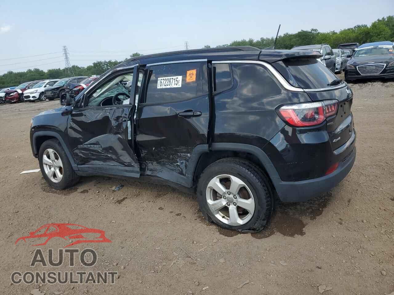 JEEP COMPASS 2018 - 3C4NJDBB3JT238339