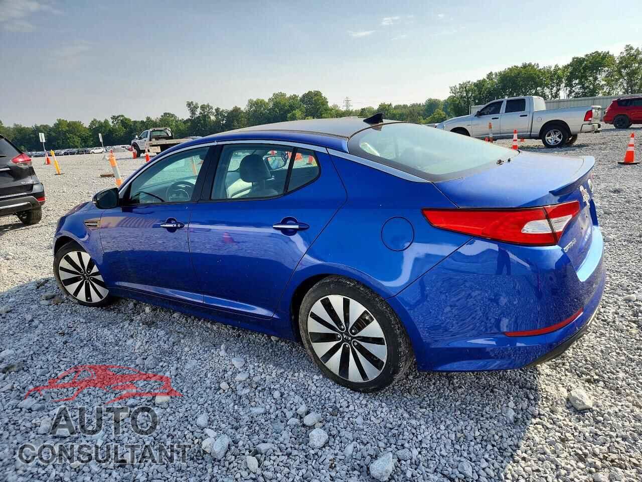 KIA OPTIMA 2011 - KNAGR4A67B5185083