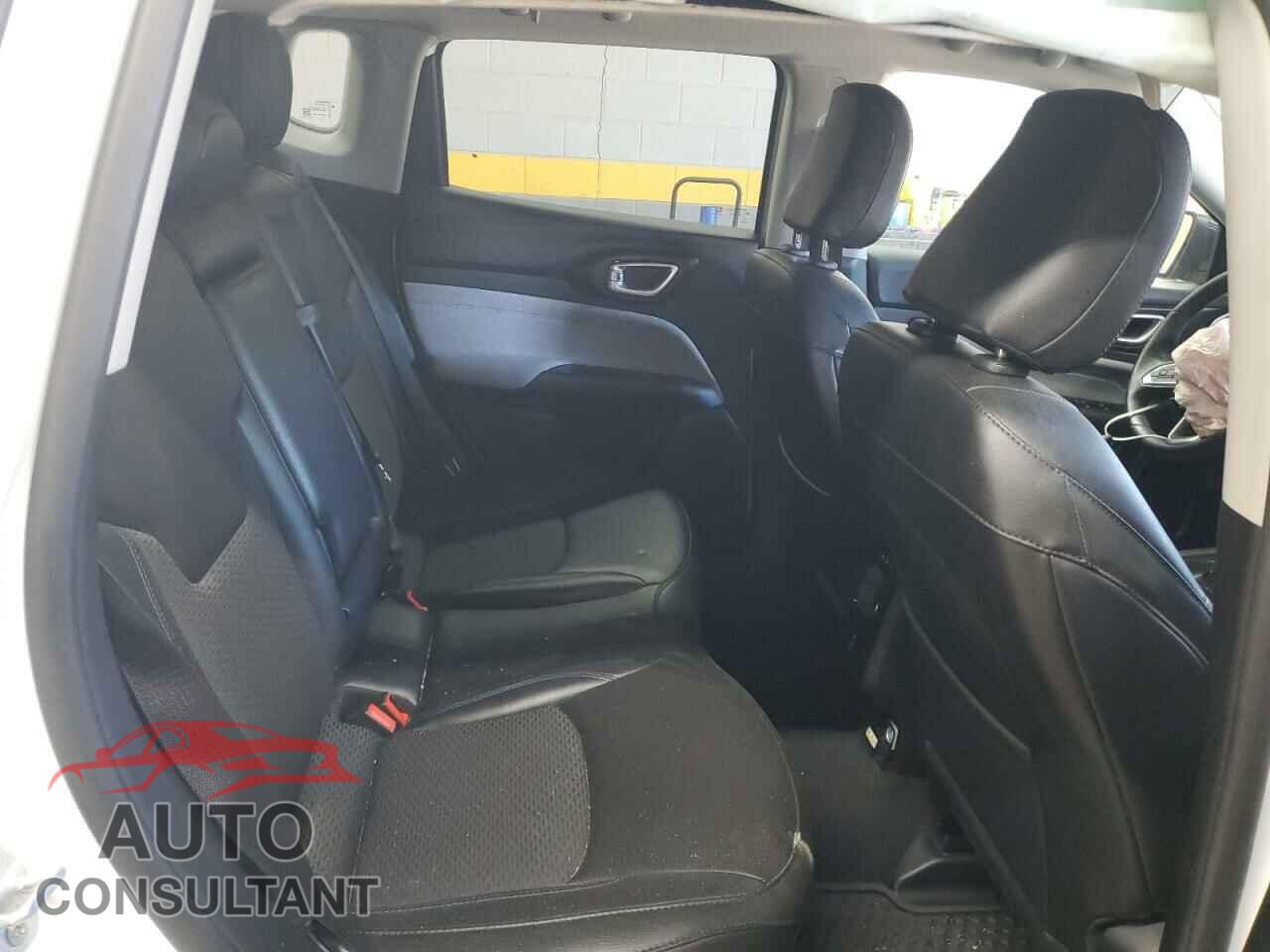 JEEP COMPASS 2022 - 3C4NJDBB4NT232264