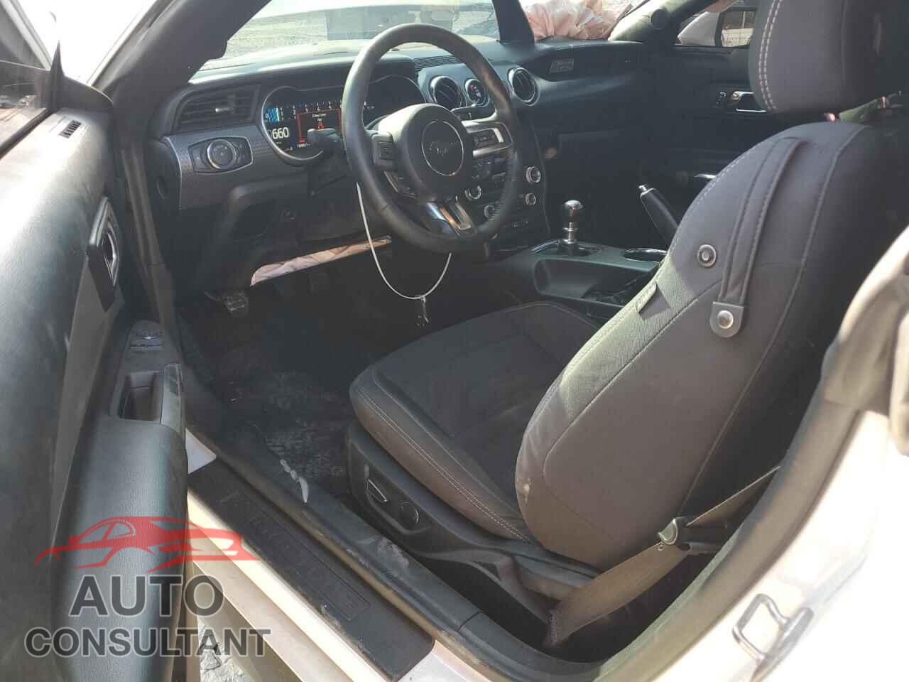 FORD MUSTANG 2017 - 1FA6P8CF3H5240247