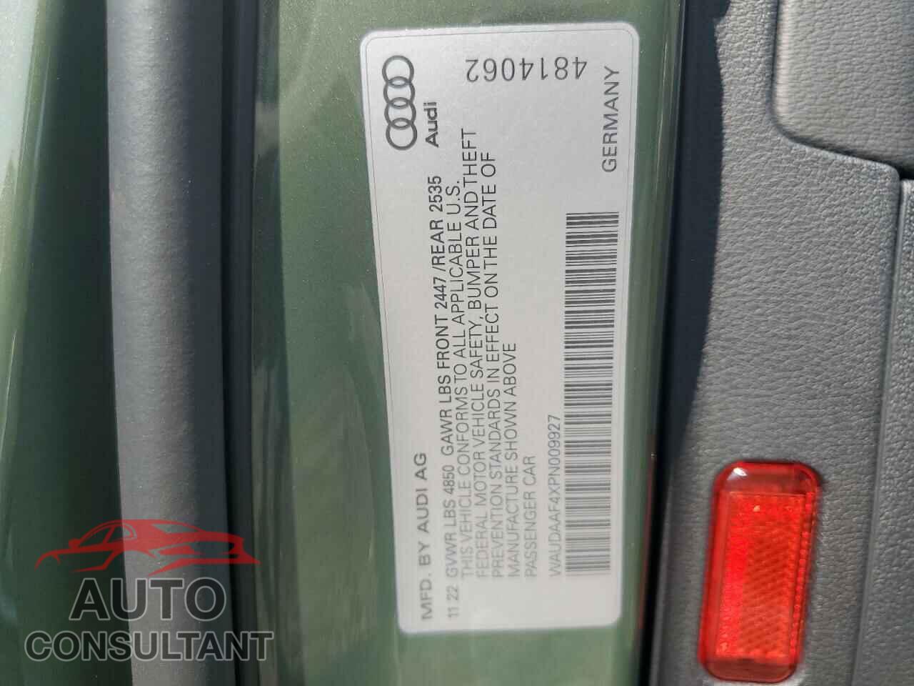 AUDI A4 2023 - WAUDAAF4XPN009927