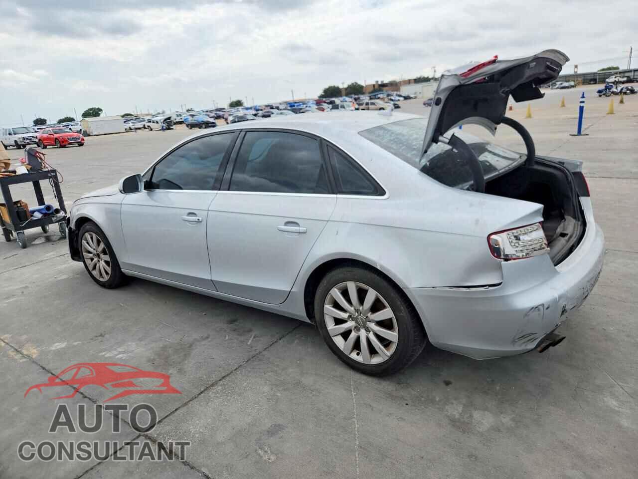 AUDI A4 2011 - WAUFFAFL9BN028558