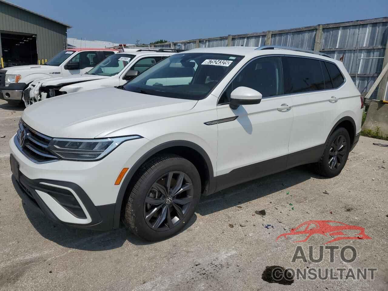 VOLKSWAGEN TIGUAN 2023 - 3VV3B7AX3PM040934