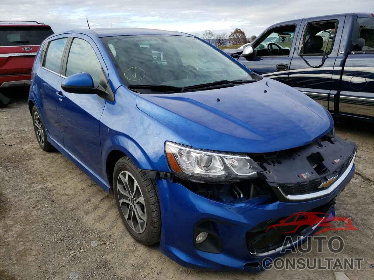 CHEVROLET SONIC 2018 - 1G1JD6SB6J4110080