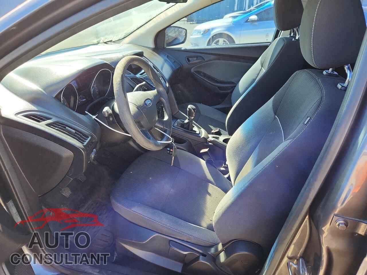 FORD FOCUS 2012 - 1FAHP3E28CL435027