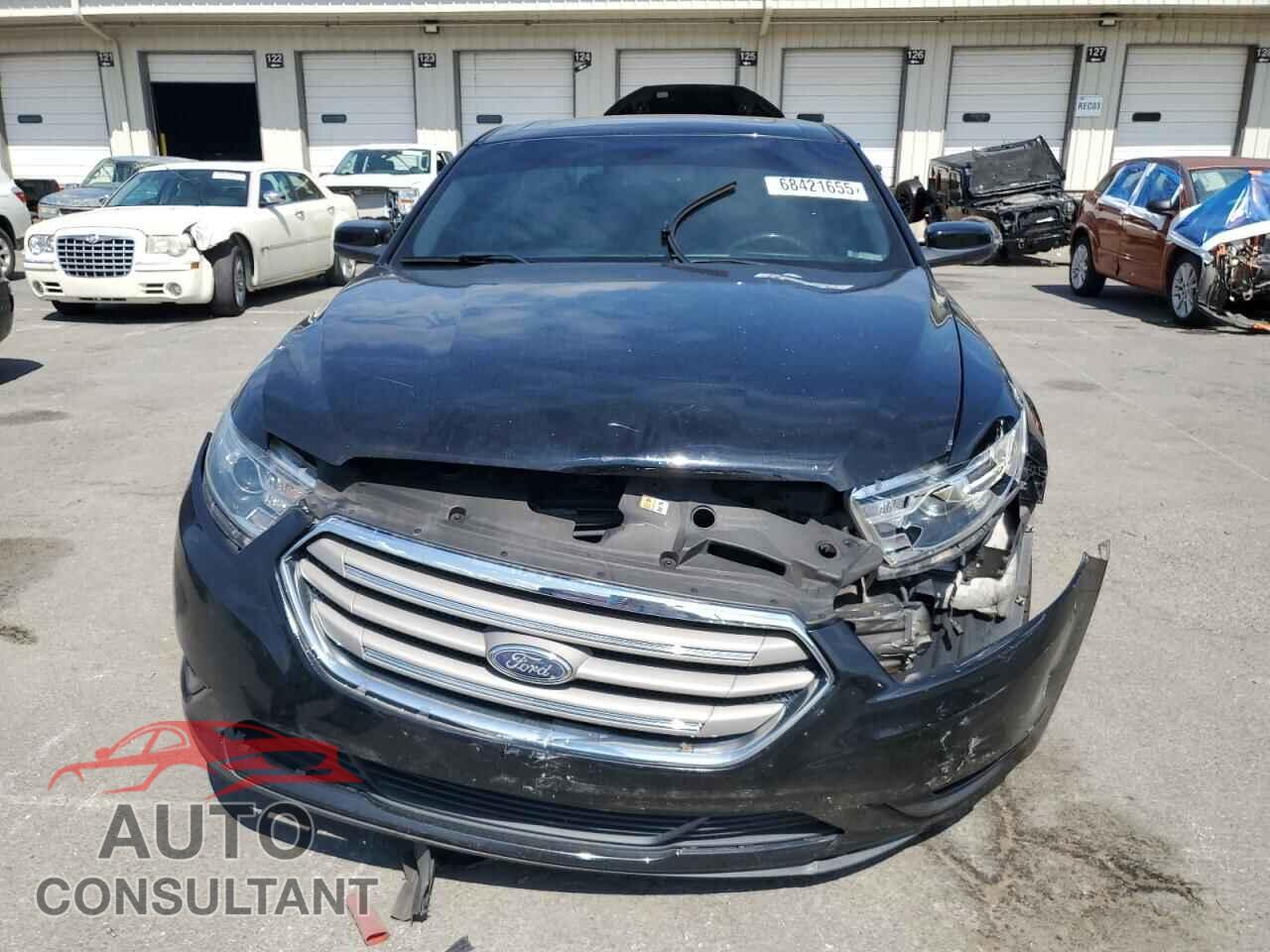 FORD TAURUS 2017 - 1FAHP2E82HG132016