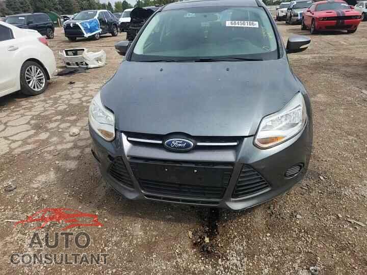 FORD FOCUS 2014 - 1FADP3F26EL295561