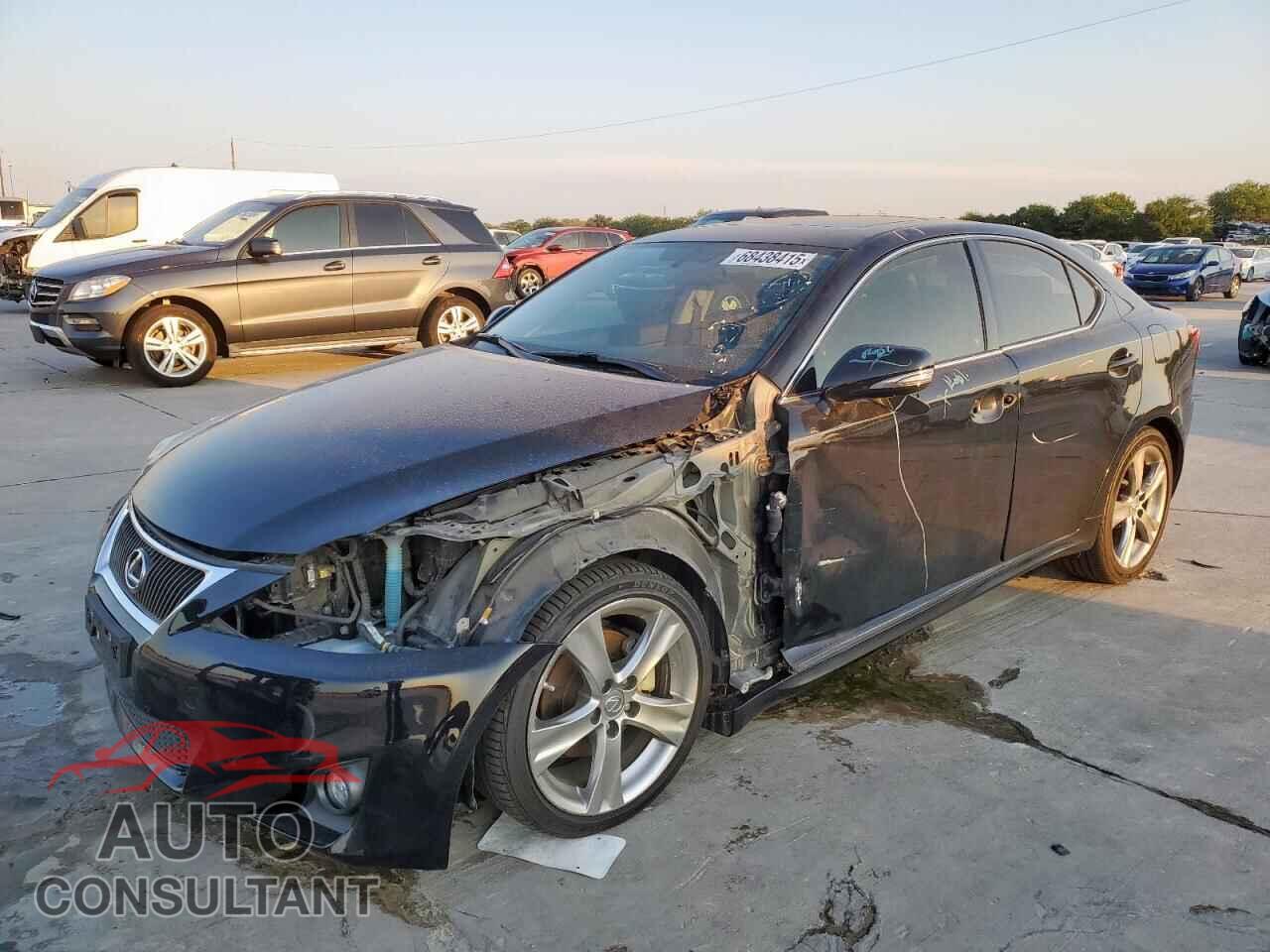 LEXUS IS 2012 - JTHBF5C24C5180266