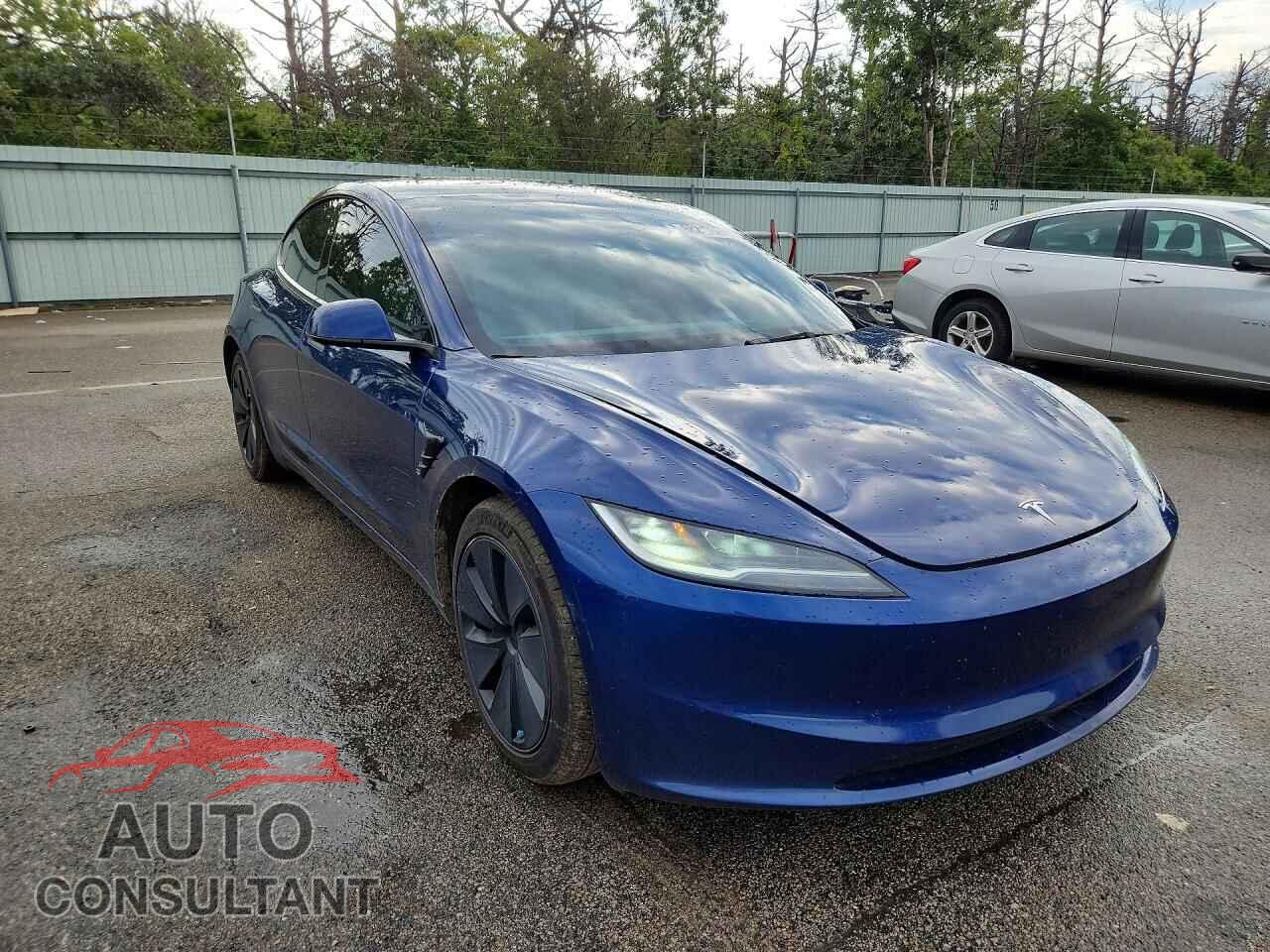 TESLA MODEL 3 2024 - 5YJ3E1EBXRF821409