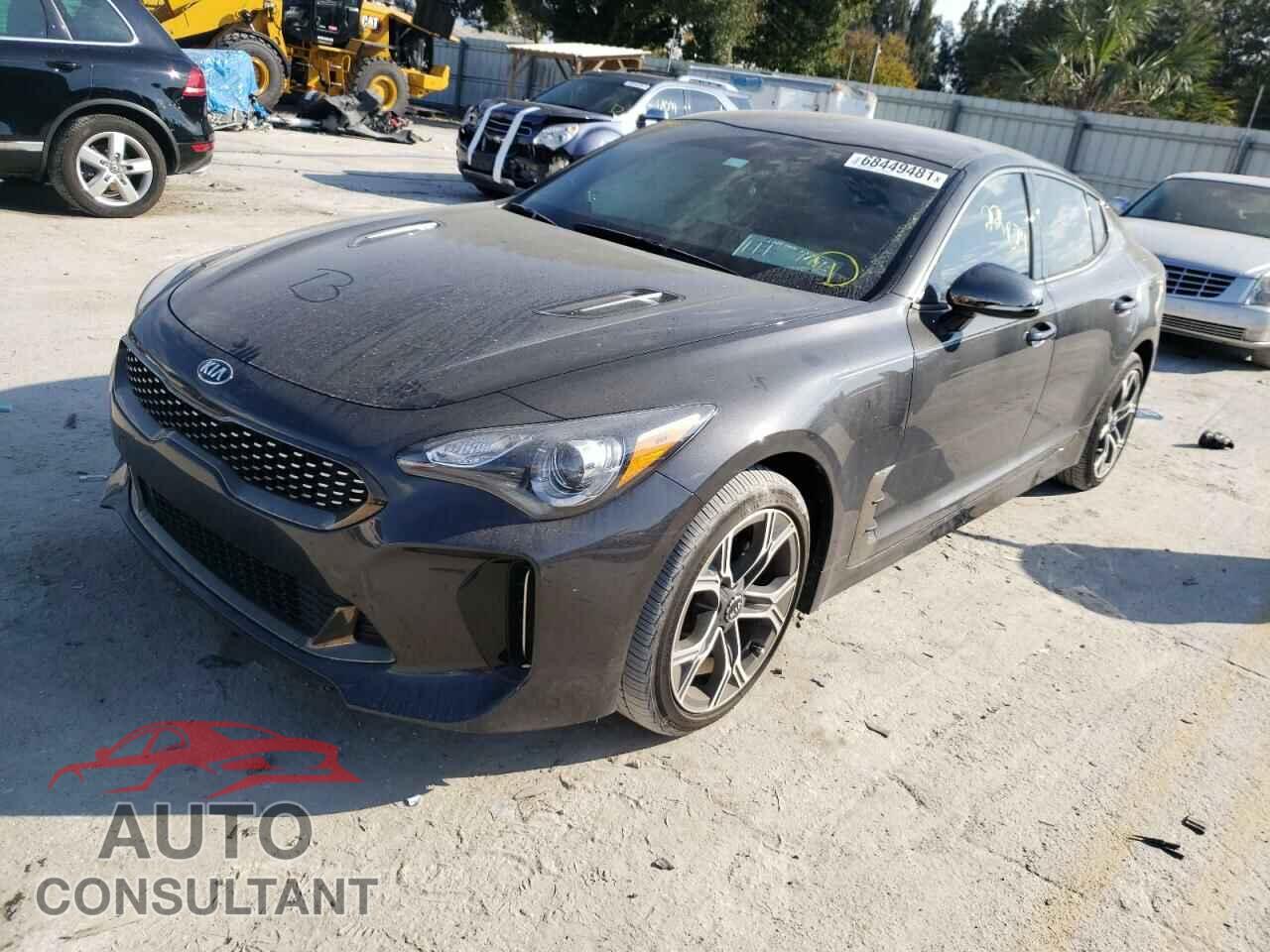 KIA STINGER 2020 - KNAE15LA4L6072404